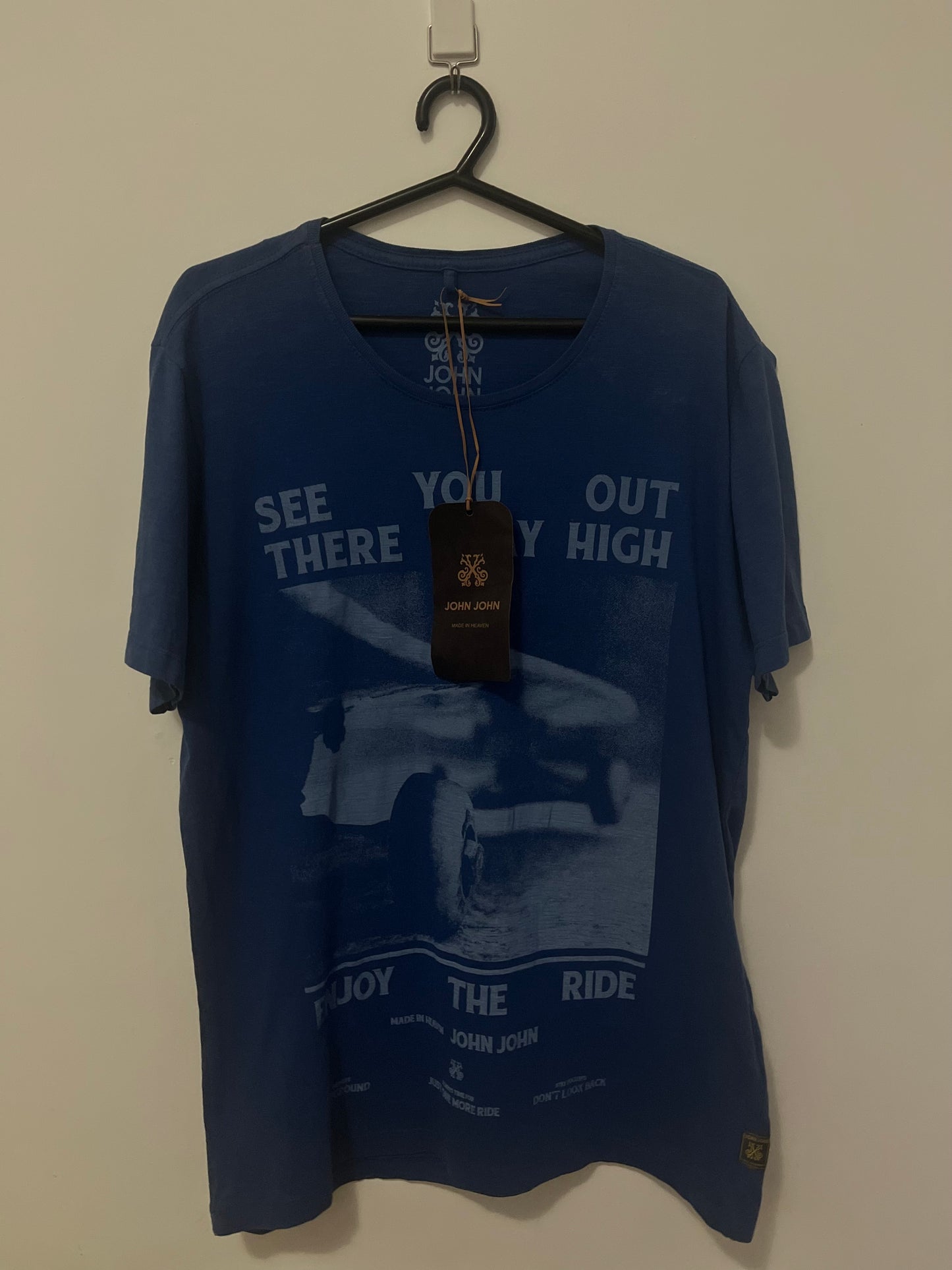 Camiseta John John - Nova c/ Etiqueta