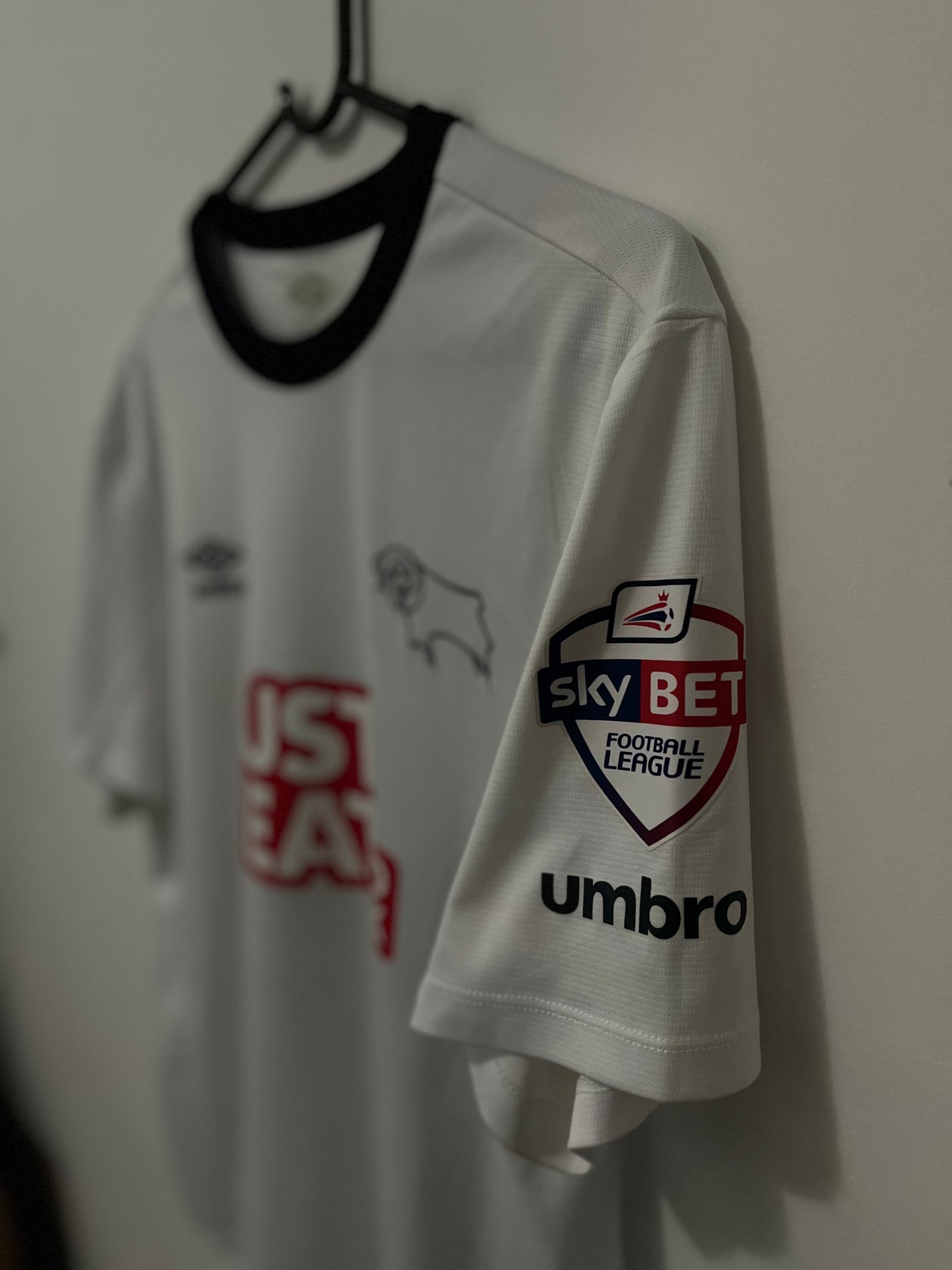 Camisa Derby County #10