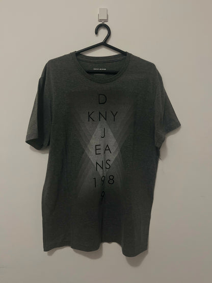 Camiseta DKNY - Brand Shirt