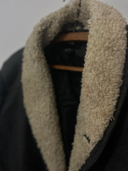 Casaco H&M Cinza c/ Gola de Pele