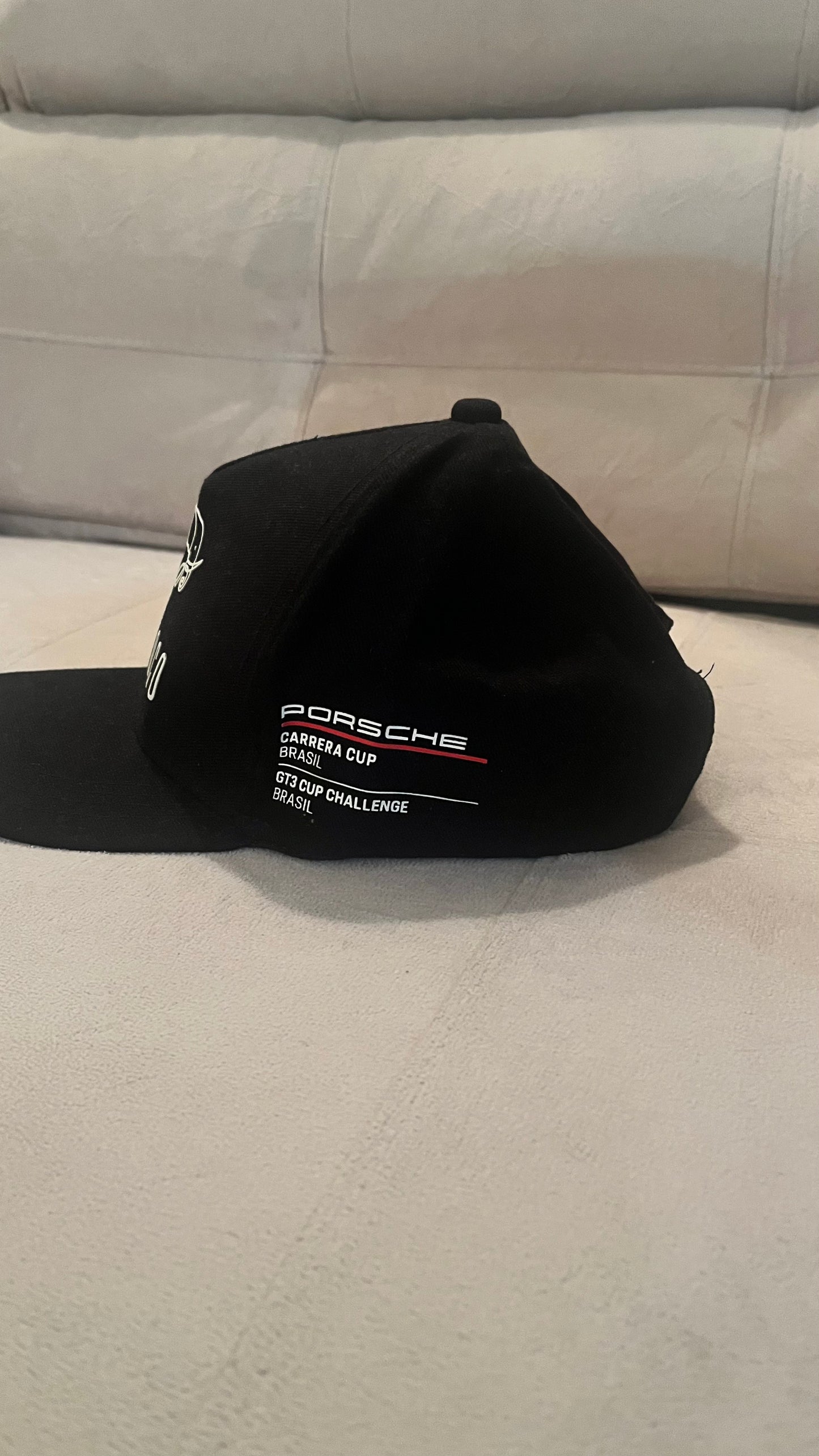 BONÉS VARIADOS - $ 20 Cada