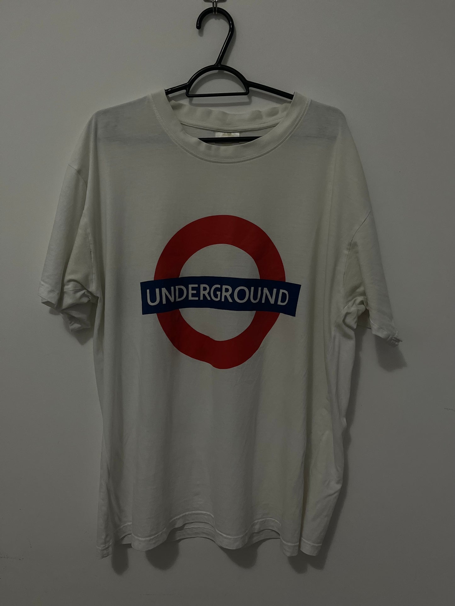 London Tube (METRO) - UNDERGROUND