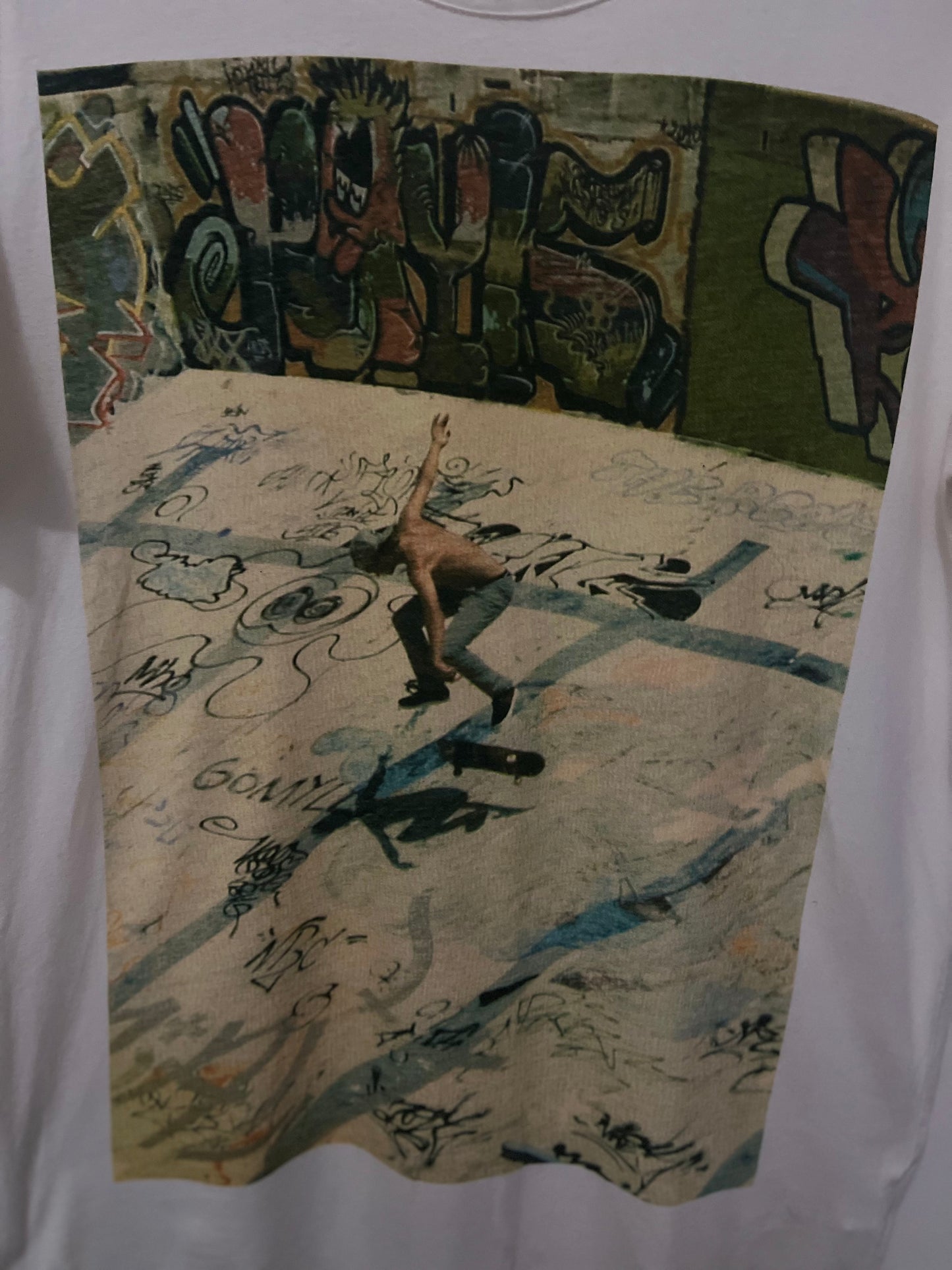 Camiseta Bershka - Skateboard